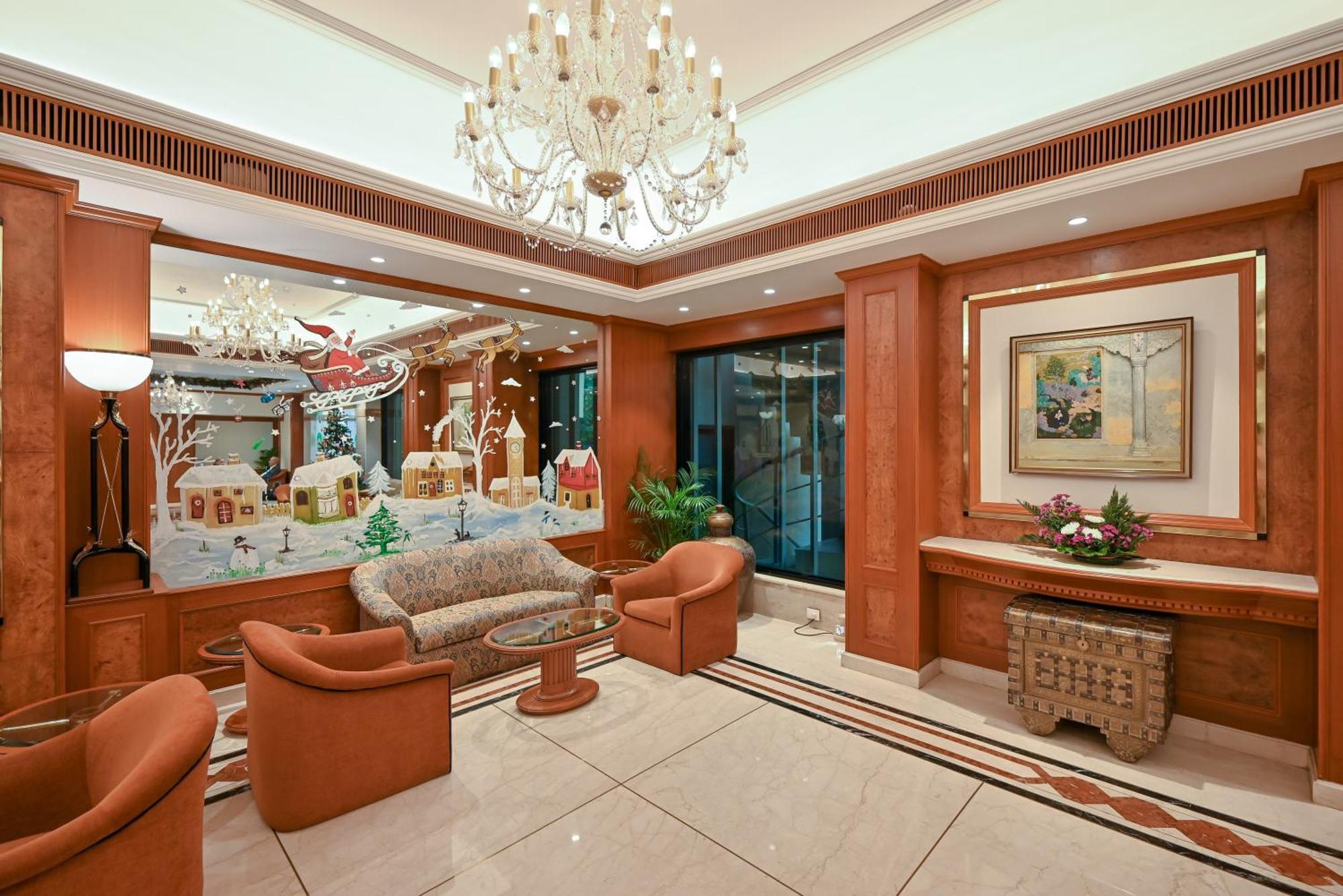 Fariyas , Colaba होटल 4*