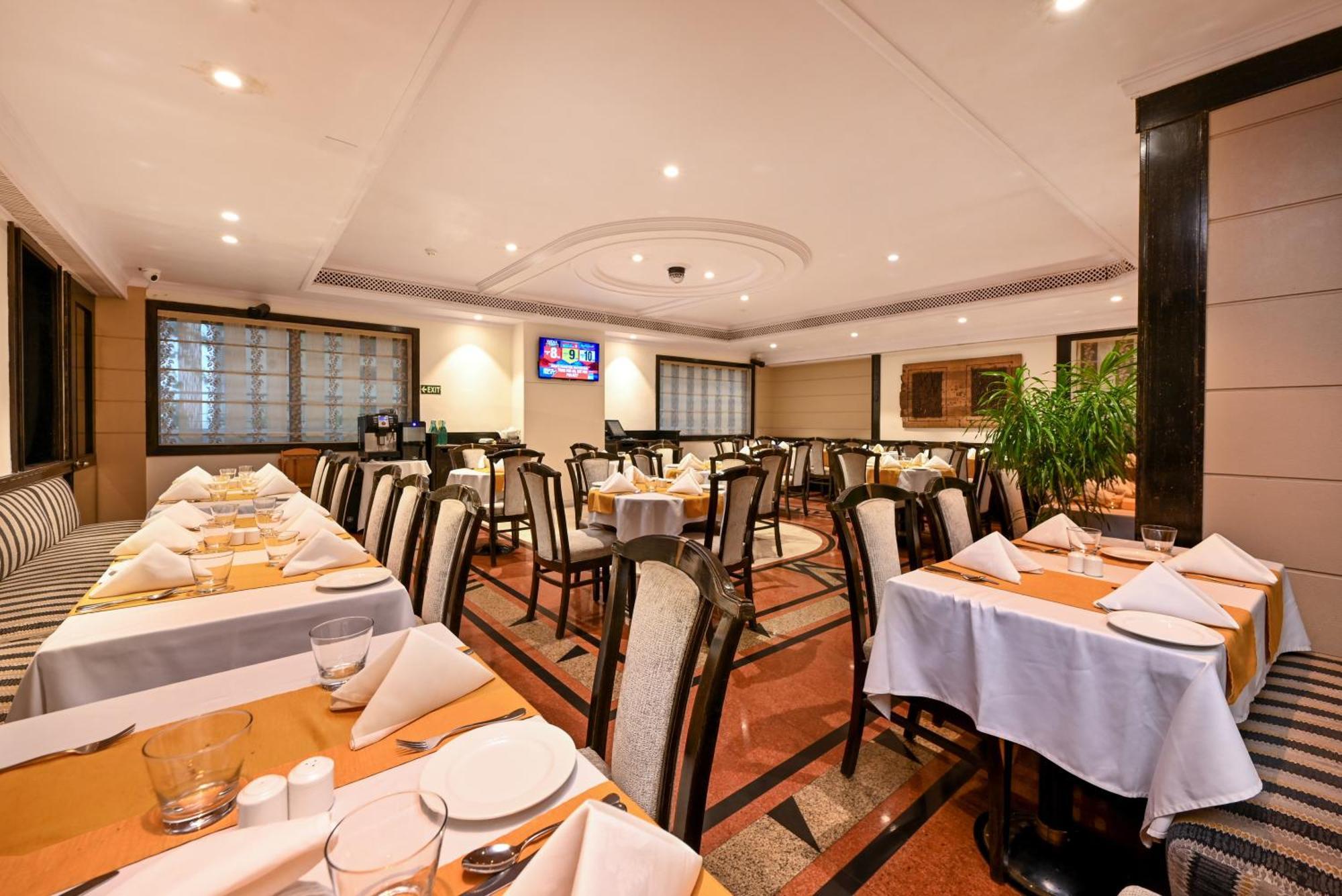 Fariyas , Colaba होटल