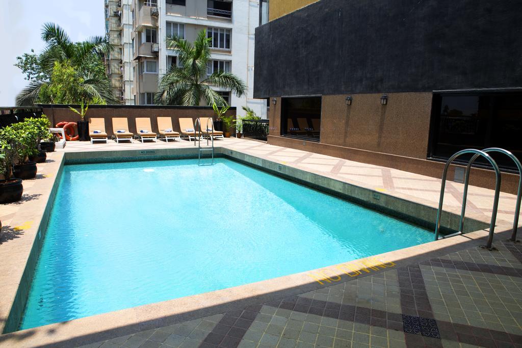 होटल Fariyas , Colaba 4*